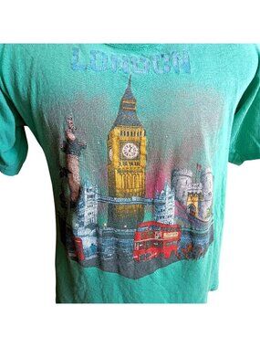 True Vintage T-shirt Large Single Stitch London Big Ben Double-Decker Bus Green